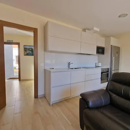 Con Terraza En Holiday home