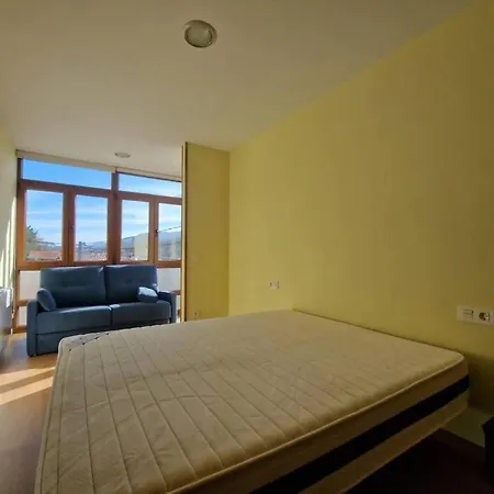 Con Terraza En Holiday home Niembro