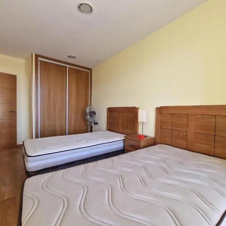 Holiday home Con Terraza En *