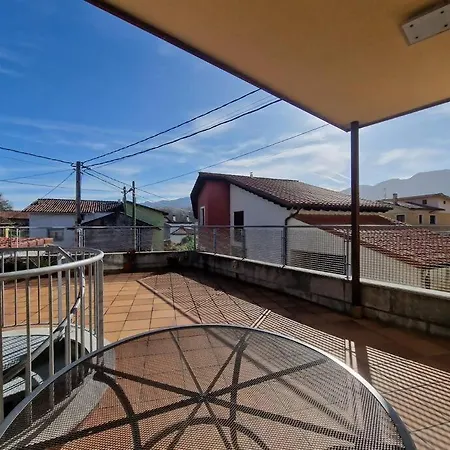 Con Terraza En Prázdninový dům