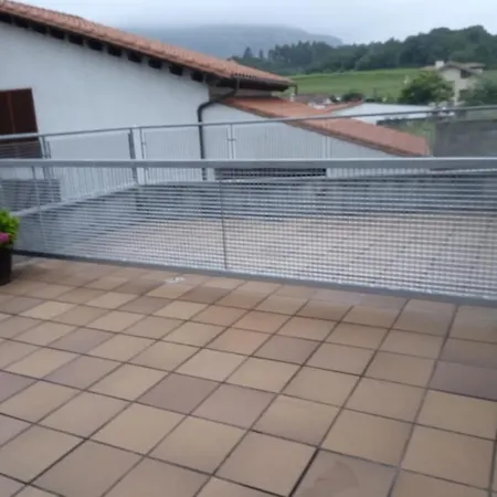 Con Terraza En Prázdninový dům Niembro
